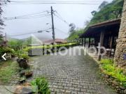 Fazenda/Sítio com 9 Quartos e 11 banheiros à Venda,...