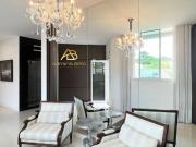 FECHADA NEOCLÁSSICA e Vagas PARALELAS