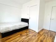 Felixstowe Road, London SE2 1 bed in a house share to...
