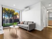 Female Only Furnished Modern Townhouse near Monash...