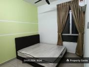 Female Room for rent at Suriamas Suites Condominium @...