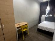 Female unit 3 mins walking distance to monorail chowkit