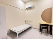 female unit 7 mins drive to eco Ardence