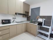 Female Unit Medium Room Fully Furnished 5mins Walking to...