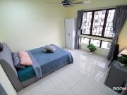 [FEMALE UNIT] NO DEPOSIT! Middle Room with Window & Aircond