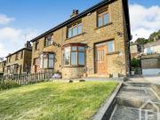Fenay Bridge, Wakefield Road, Huddersfield, 3 Bedroom...