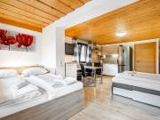 Ferienpension mit 51 Betten und zugehöriger Pizzaria in... Ferienpension mit 51 Betten und zugehöriger Pizzaria in...