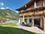 FERIENWOHNUNG – alpiner Wohntraum mit Garten, ihr...