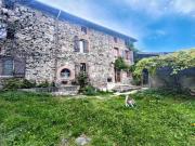 Ferme à rénover 152 m² + granges + 1 hectare – Champoly 42