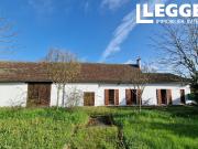 Ferme de 3 chambres avec 2 grandes granges et un beau...