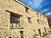 Ferme en Pierre alliant modernité et authenticité