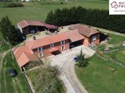 Ferme idéale chevaux, 10 hectares avec vue Pyrénées dégagée
