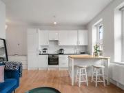 Ferme Park Road, London, 1 Bedroom Apartment
