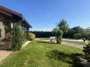 Ferme rénovée 156 m2 7 pièce s terrain 2683 m2 avec piscine