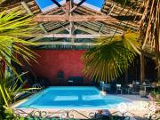 Ferme rénovée 355 m² piscine et dépendances