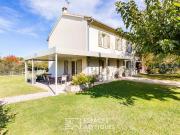 Ferme rénovée avec gîtes et parc arboré à Bas Pays 354m²...