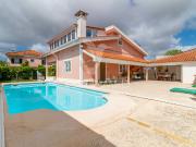 Fernão Ferro, moradia T3 + 2, piscina e garagem