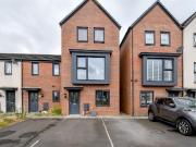 Ffordd Penrhyn, Barry CF62, 3 bed semi detached house to...