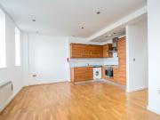 Fieldgate Street, Liverpool Street E1, 3 bed flat to...