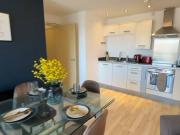 Fifth floor Castlefield 2 bed apartment with parki