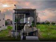 Fiive marla luxurious living, exuisite resdence bungalow...