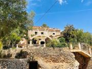 FINCA CON ESTILO RÚSTICO UBICADA EN SANTA EUGÈNIA Ref....