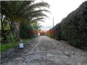 Finca de 4000 m2 cerrada con casa y piscina en...