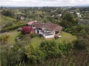 FINCA EN ARRIENDO AMOBLADA EL CARMEN DE VIBORAL