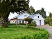 finca en arriendo en el rosal. Cod A7161