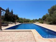Finca rústica con piscina privada en Llucmajor: Lujo y...