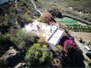 Finca rústica de 70 hectáreas con casa de 500 m2 de...