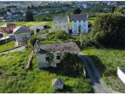 Finca y construcciones Cangas de Foz