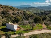 Finca/Casa Rural en venta en Alozaina, Málaga