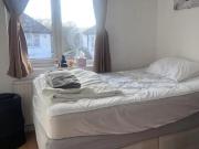 Finchley Lane, London, NW4 1DA, United Kingdom | 2 bed...