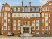 Finchley Road, Hampstead NW3, 2 bed flat to rent, £2,999...