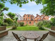 Finchley Road, Hampstead, Studio Flat For