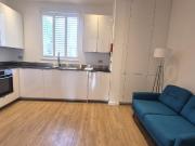 Finchley Road, London NW11, 1 bed flat to rent, £1,375...