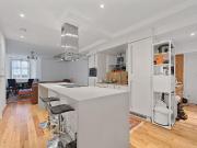 Finchley Road, London NW8, 2 bed flat to rent, £2,950...