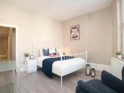 Finchley Road, London, Studio Flat For