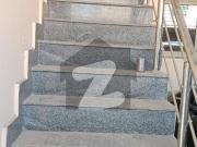Find Your Ideal Prime Location House In Satiana Road...