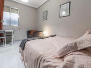 First class double bedroom in Camins al Grau