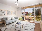 FIRST FLOOR APARTMENT IN DELIGHTFUL TREE LINED STREET