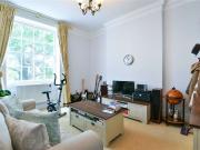 First Floor Flat in Winchester City Centre