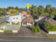 A UNIQUE RESIDENTIAL OR COMMERCIAL OPPORTUNITY