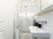 First occupancy: completely renovated studio apartment...