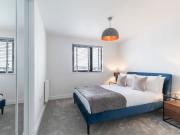 Fishers Lane, Cheltenham GL52, 3 bed flat to rent,...