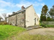 Fishguard, Pembrokeshire, 3 Bedroom Semi detached