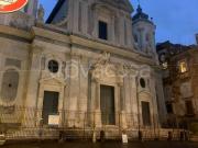 Fittasi quadrilocale a Napoli piazza San Gaetano, Centro...