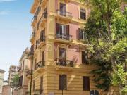 Fittasi trilocale a Napoli via Aniello Falcone, 56, Vomero