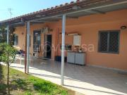Fittasi villa singola a Pozzuoli via Monterusso